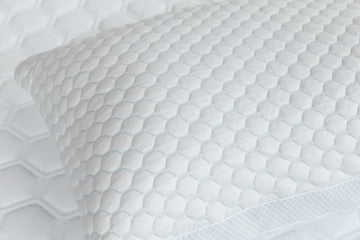 MOLECULE™ Infinity PRO Adjustable Foam Pillow